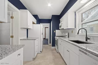 2003 E Midlothian Boulevard, Youngstown, OH 44502 - Photo 11