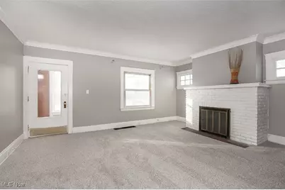1045 Carlyon Road, East Cleveland, OH 44112 - Photo 5