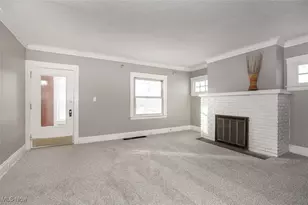 1045 Carlyon Rd, East Cleveland, OH 44112 - Photo 5