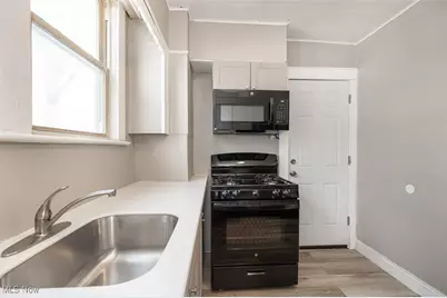 1045 Carlyon Road, East Cleveland, OH 44112 - Photo 13