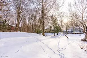 9534 Garden Park Cir NW, Uniontown, OH 44685 - Photo 7