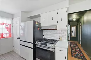 14205 Highlandview Ave, Loveland, OH 44135 - Photo 19