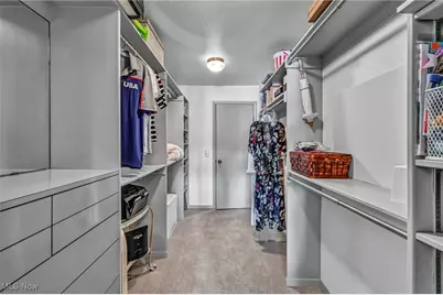 552 Saunders Avenue, Akron, OH 44319 - Photo 25