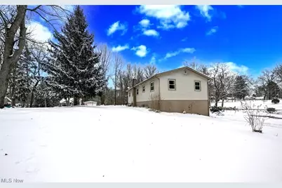 1830 B Street, Akron, OH 44312 - Photo 35