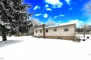 1830 B St, Akron, OH 44312 - Photo 33