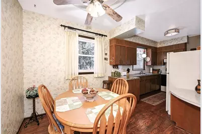 1830 B Street, Akron, OH 44312 - Photo 11