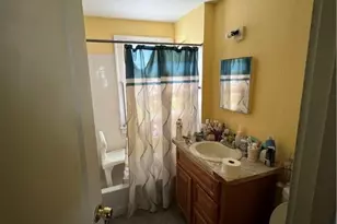 10508 Shale Ave, Loveland, OH 44104 - Photo 7