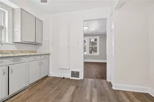 14116 Edgewood Ave, Loveland, OH 44128 - Photo 17