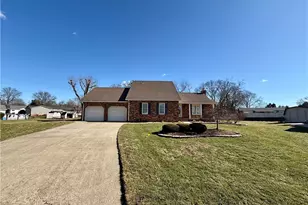 1431 High St, Louisville, OH 44641 - Photo 3