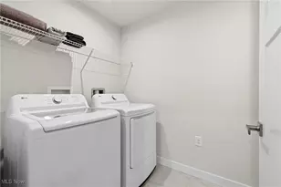 994 Bookman Ave, Akron, OH 44312 - Photo 21