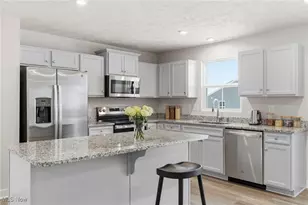 994 Bookman Ave, Akron, OH 44312 - Photo 3