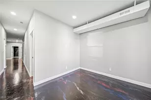 10226 Kempton Ave, Loveland, OH 44108 - Photo 17