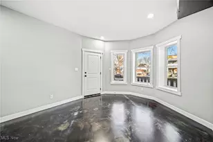 10226 Kempton Ave, Loveland, OH 44108 - Photo 7