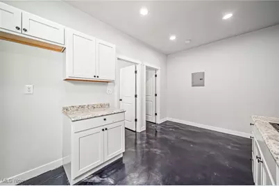 10226 Kempton Avenue, Loveland, OH 44108 - Photo 37