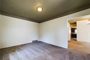 447 Spaulding St, Akron, OH 44310 - Photo 9