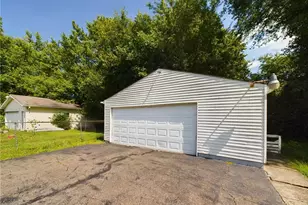 447 Spaulding St, Akron, OH 44310 - Photo 39