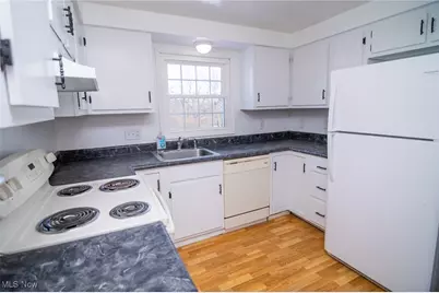 113 Pine Knoll Terrace, St Clairsville, OH 43950 - Photo 3