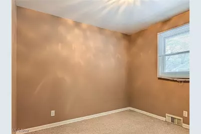 2660 Conrad Avenue, Akron, OH 44314 - Photo 11