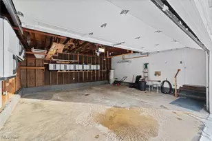 10560 Auburn Rd, Chardon, OH 44024 - Photo 27