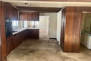 708 W Maple St, North Canton, OH 44720 - Photo 5