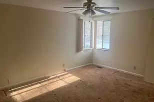 708 W Maple St, North Canton, OH 44720 - Photo 9