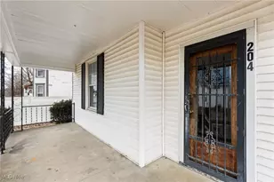 204 Oak St, Bethesda, OH 43719 - Photo 3