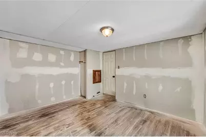 160 Kentucky, Elyria, OH 44035 - Photo 19
