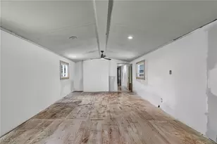 160 Kentucky, Elyria, OH 44035 - Photo 7