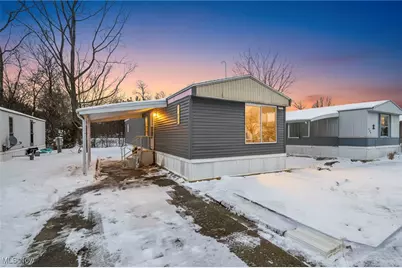 160 Kentucky, Elyria, OH 44035 - Photo 1