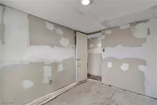 160 Kentucky, Elyria, OH 44035 - Photo 15