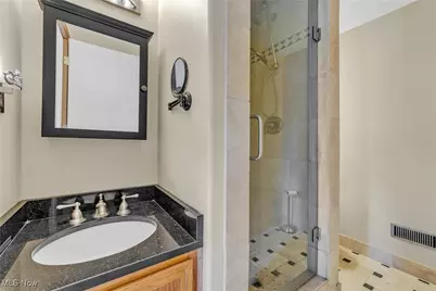 5087 Grafton Road, Brunswick Hills, OH 44212 - Photo 21