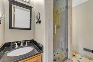 5087 Grafton Rd, Brunswick Hills, OH 44212 - Photo 21