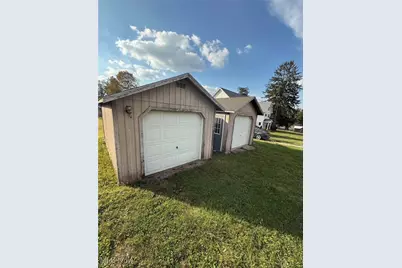 830 N Chestnut Street, Barnesville, OH 43713 - Photo 1