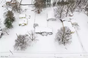 168 2nd St SE, Barberton, OH 44203 - Photo 9