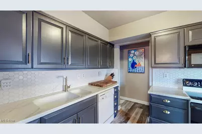 11820 Edgewater Drive #110, Oakwood, OH 44107 - Photo 11