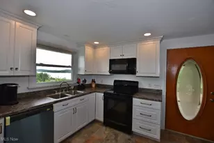 1121 Fiesta Rd SW, Dellroy, OH 44620 - Photo 11