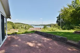 1121 Fiesta Rd SW, Dellroy, OH 44620 - Photo 5