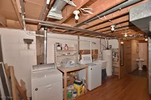 1121 Fiesta Rd SW, Dellroy, OH 44620 - Photo 25