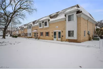 8210 Deepwood Boulevard #7, Mentor, OH 44060 - Photo 35