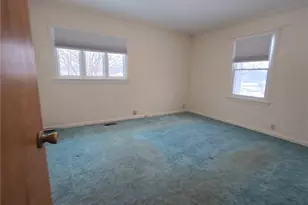 6093 Elyria Ave, Elyria, OH 44035 - Photo 13