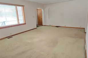 6093 Elyria Ave, Elyria, OH 44035 - Photo 5