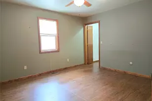 6093 Elyria Ave, Elyria, OH 44035 - Photo 17