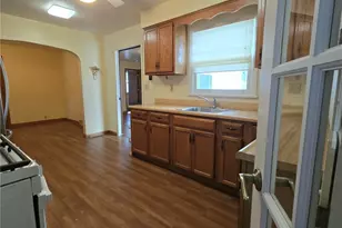 6093 Elyria Ave, Elyria, OH 44035 - Photo 11