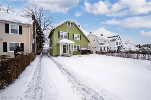 3452 Menlo Rd, Huber Heights, OH 44120 - Photo 3