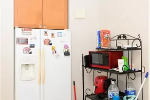 241 8th St, Elyria, OH 44035 - Photo 3