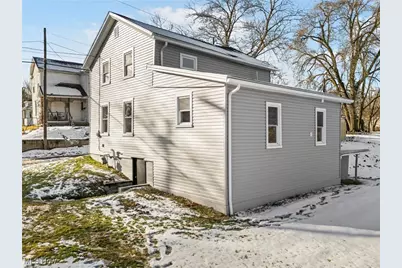 838 Walnut Avenue, Alliance, OH 44601 - Photo 3