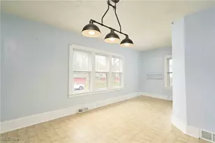 329 Belle Ave SW, Hartville, OH 44632 - Photo 5