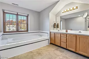 34837 Shawn Dr, North Ridgeville, OH 44039 - Photo 27