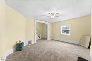 1024 Rex Ave NE, Canton, OH 44704 - Photo 9