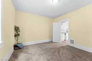 1024 Rex Ave NE, Canton, OH 44704 - Photo 15